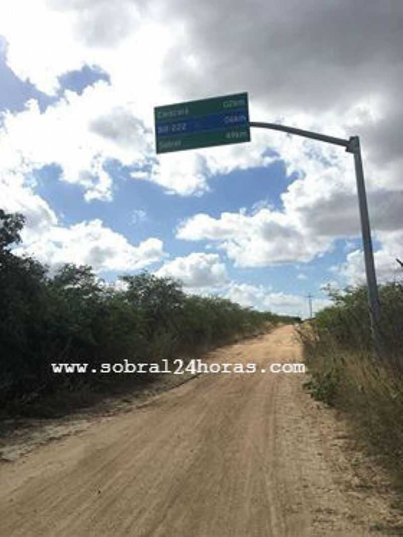 CARACAR-CE-ESTRADA DO DISTRITO-FOTO:BLOGDOAMAURYALENCAR - CARACAR - CE