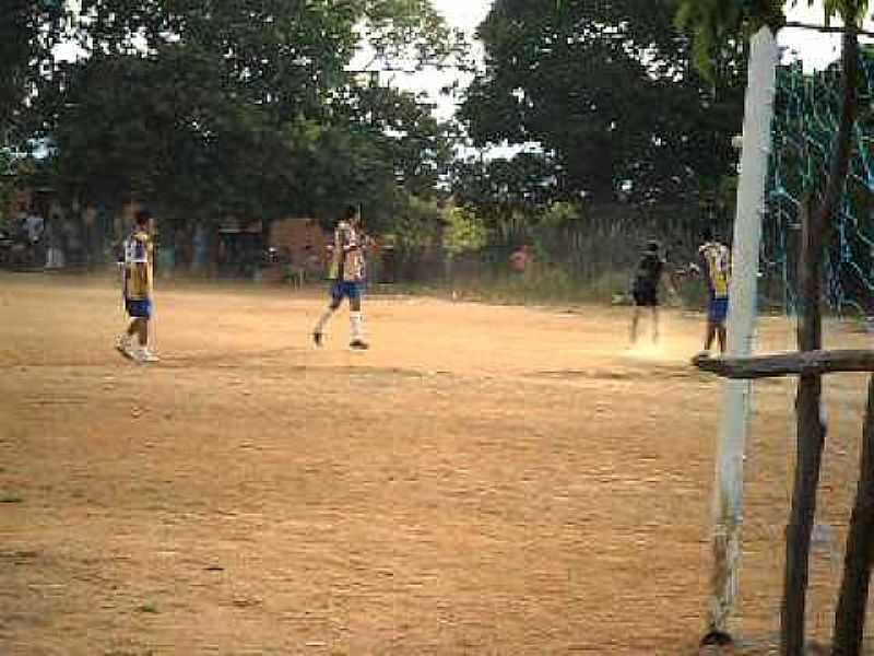 CARQUEJO-CE-CAMPO DE FUTEBOL-FOTO:BRUNO MARQUES - CARQUEJO - CE