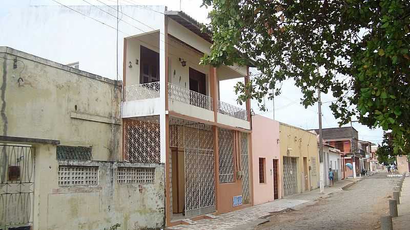 CASCAVEL-MG-RUA DA CIDADE-FOTO:JOSE MOREIRA SILVA MOREIRA - CASCAVEL - CE