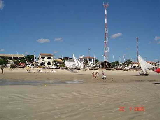 PRAIA E A CIDADE DE CASCAVEL-CE-FOTO:CARLOSVIEIRA2 - CASCAVEL - CE