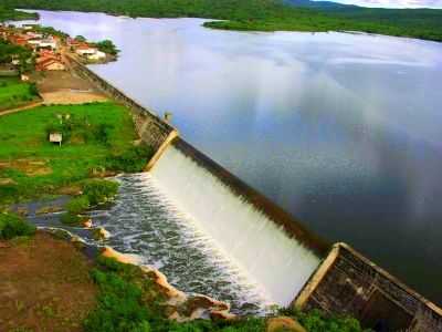 BARRAGEM NO DISTRITO DE SO GONALO, POR MEIRI MENDONA - CATARINA - CE