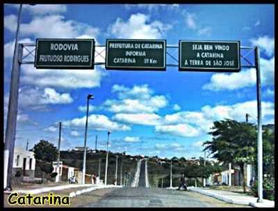 ENTRADA DA CIDADE , POR MEIRI MENDONA - CATARINA - CE