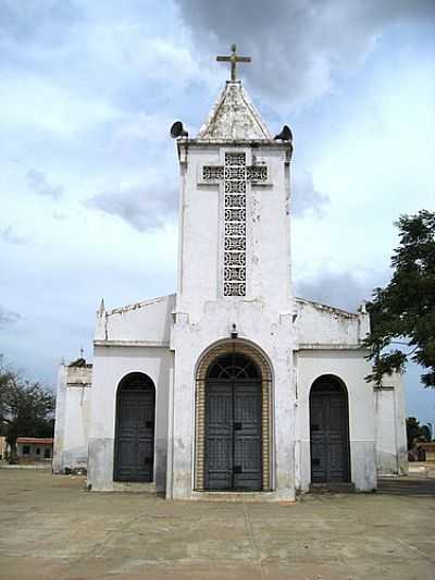 CAPELA EM CATUANA, POR FRANCISCO EDSON MENDONA GOMES. - CATUANA - CE