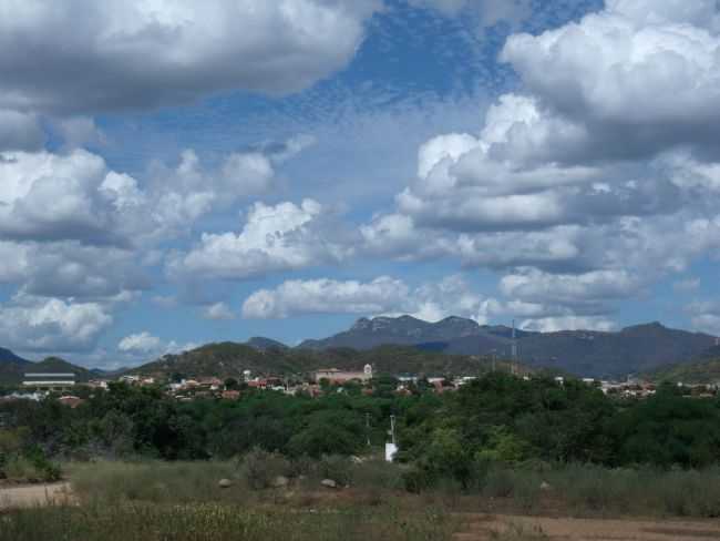 VISTA PARCIAL DA CIDADE, POR FTIMA RODRIGUES - CATUNDA - CE