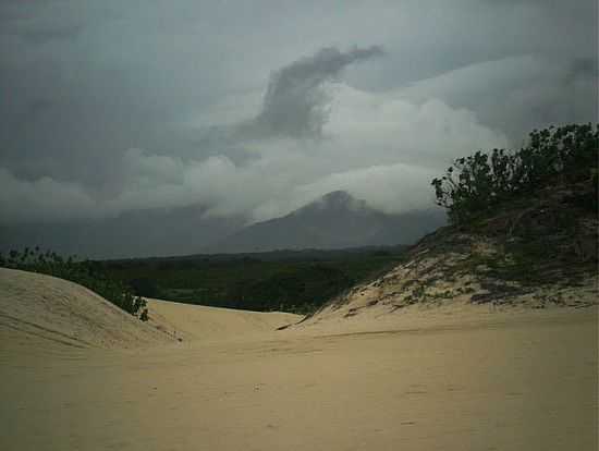 DUNAS PRXIMO  LAGOA DO PARNAMIRIM EM CAUCIA-FOTO:HEBERTEGUEDES - CAUCAIA - CE