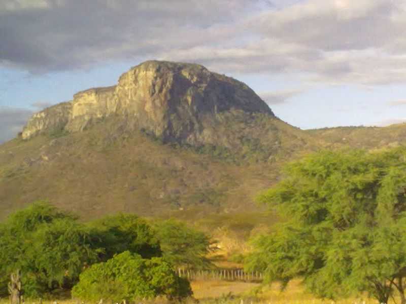 CHOR-CE-SERRA DA PALHA-FOTO:GILMAR FRANA  - CHOR - CE