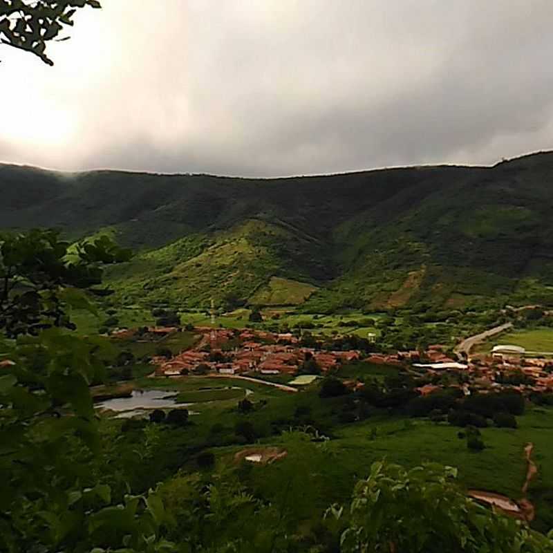 DOM QUINTINO-CE-VISTA DO DISTRITO  PARTIR DO CRUZEIRO DA SERRA-FOTO:FACEBOOK - DOM QUINTINO - CE