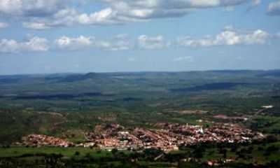 FARIAS BRITO DE CIMA DA SERRA DO QUINCUNC, POR SIMONE - FARIAS BRITO - CE