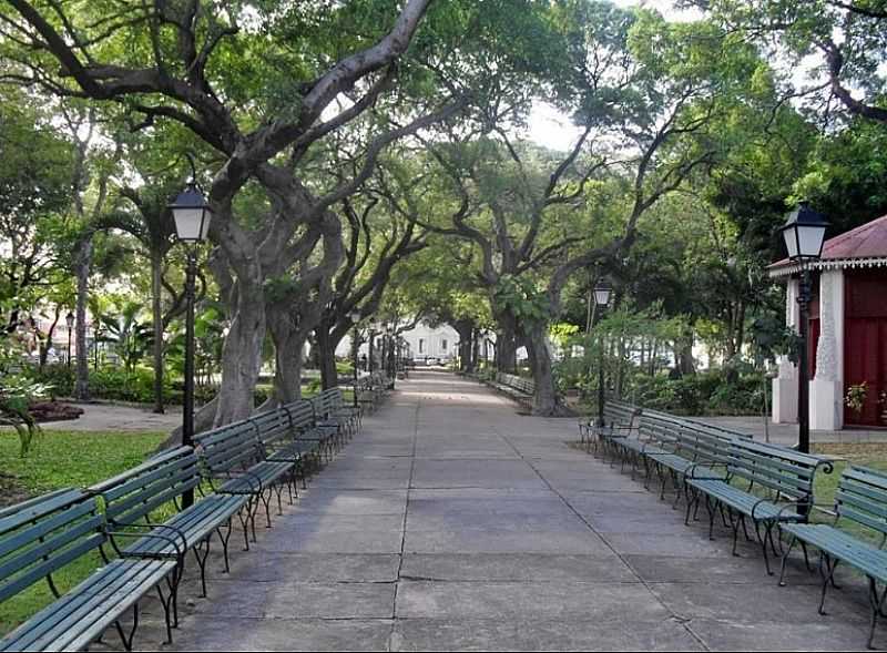 FORTALEZA-CE-PASSEIO PBLICO NO CENTRO DA CIDADE-FOTO:WWW.FACEBOOK.COM  - FORTALEZA - CE