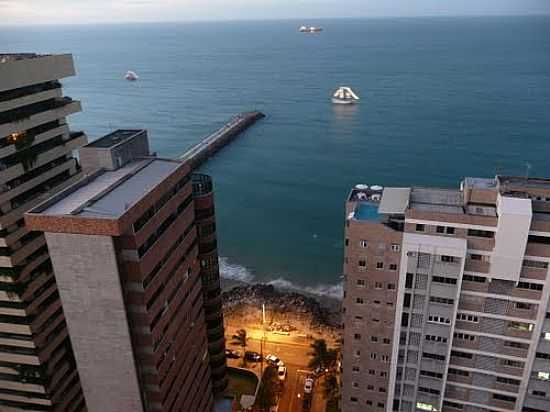 MAR DE MEIRELES EM FORTALEZA-FOTO:PAULO TARGINO MOREIR - FORTALEZA - CE
