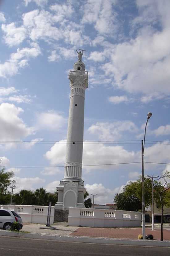 OBELISCO DA PRAA CRISTO REDENTOR EM FORTALEZA-CE-FOTO:FRANCISCO EDSON MEND - FORTALEZA - CE