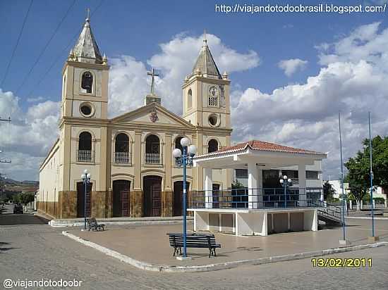 CORETO E IGREJA CORAO DE JESUS EM PO DE AUCAR-AL-FOTO:SERGIO FALCETTI - PO DE ACAR - AL