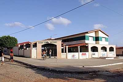 ESCOLA SANTO ANTNIO - GUAIBA - CE