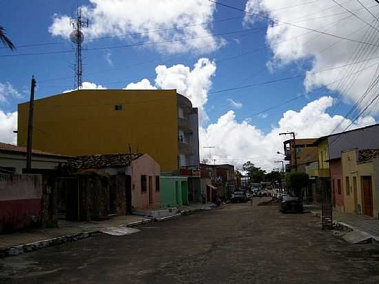 GUARACIABA DO NORTE-CE-RUA AMORIZINETE-FOTO:DARLANBLUE - GUARACIABA DO NORTE - CE