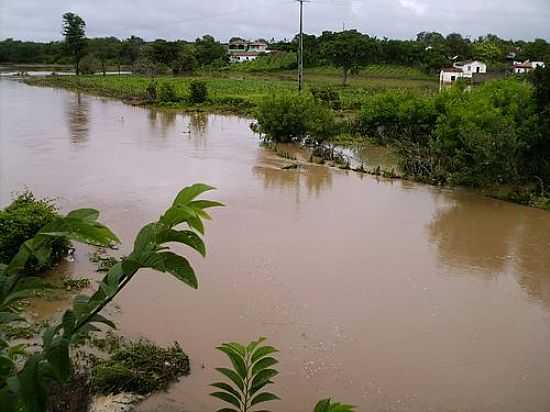 RIO BATOQUE FOTO POR ALEXANDRE_FRANCA_MAG - HIDROLNDIA - CE