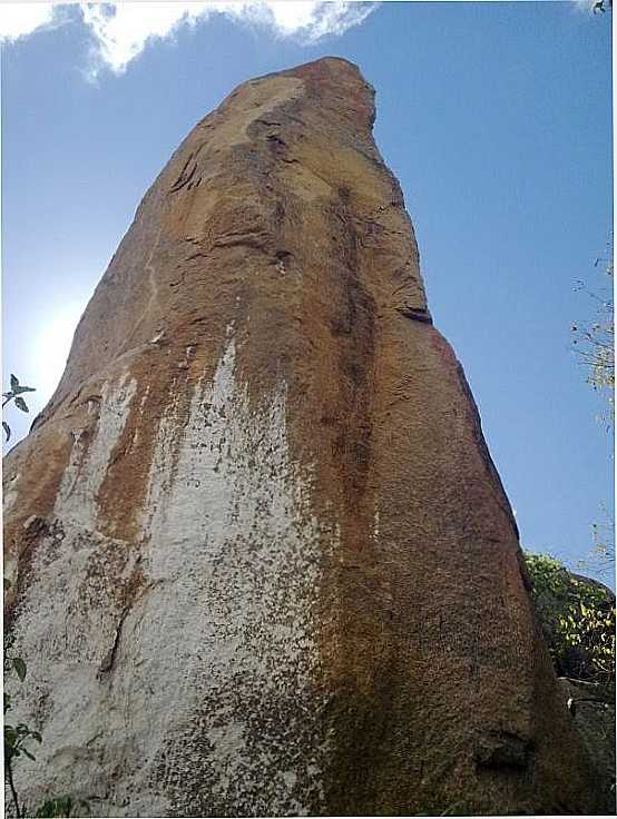 PEDRA DO FRADE, POR FILHO DE ICOZINHO - ICOZINHO - CE
