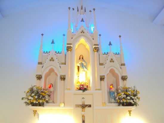 PARTE INTERNA ( ALTAR MOR), POR ROMILTON CARVALHO - INHUU - CE