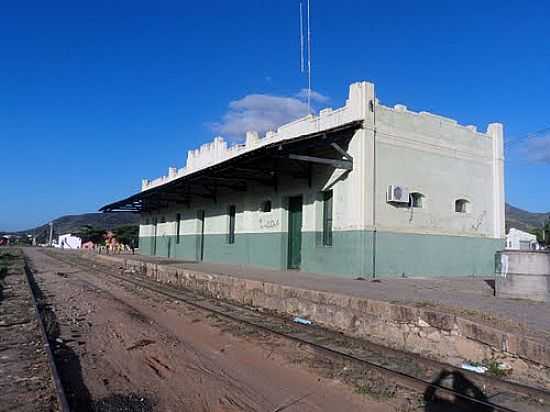 ANTIGA ESTAO FERROVIRIA DE ITAPIPOCA-FOTO:PAULO REGIS 2011 - ITAPIPOCA - CE