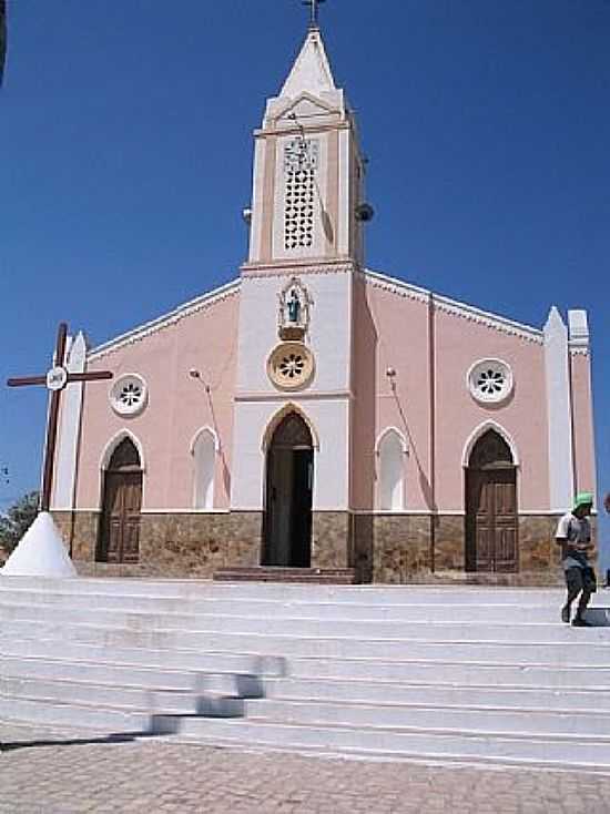 IGREJA NO DISTRITO DE JAMACARU-FOTO:VILRJ - JAMACARU - CE