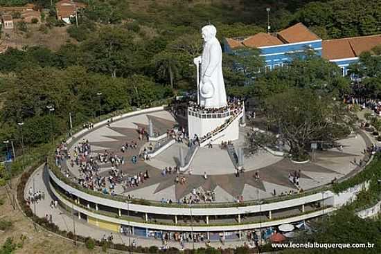 MONUMENTO  PADRE CCERO EM JUAZEIRO DO NORTE-CE-FOTO:WWW.FOTOAEREABRASIL. - JUAZEIRO DO NORTE - CE