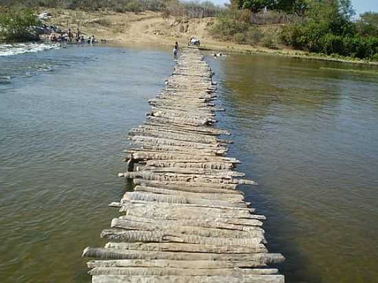 PONTE EM LAGOA GRANDE-FOTO:VALDEIZO - LAGOA GRANDE - CE