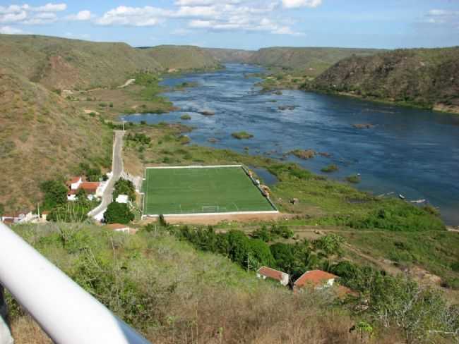 CAMPO DE FUTEBOL EM PIRANHAS. POR CARLOS ROGRIO HOTT - PIRANHAS - AL