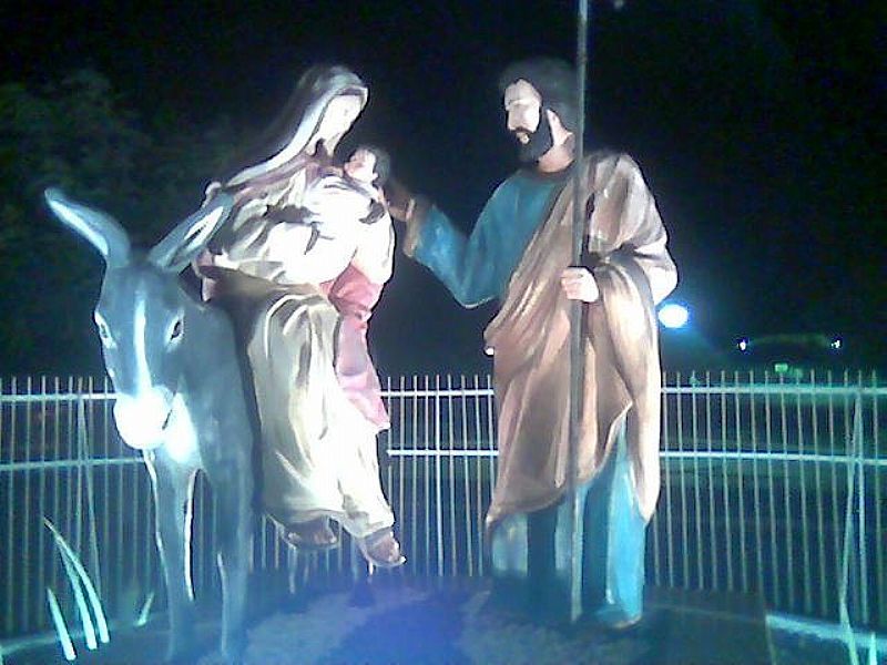 MARRECAS-CE-JESUS,MARIA E JOS NA PRAA CENTRAL-FOTO:ALEX CARACAS - MARRECAS - CE