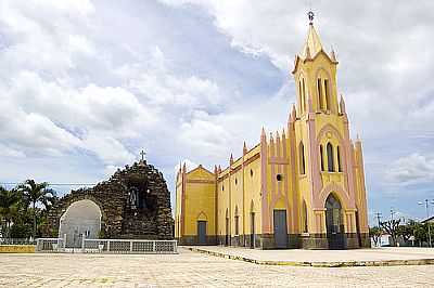 IGREJA -FOTO  PAULO M. A. VASCONCELOS  - MASSAP - CE