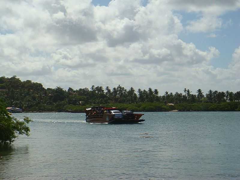 PORTO DE PEDRAS-AL-TRAVESSIA DA BALSA-FOTO:MARCELO PARISE PETAZONI - PORTO DE PEDRAS - AL