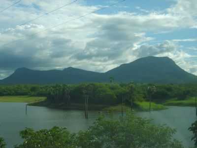 VISO PREVILEGIADA DA SERRA DO MUCURIPE/ESPINHOS DOS LOPES MORRINHOS CE, POR EGBERTO DIAS - MORRINHOS - CE