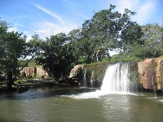 CACHOEIRA EM MORRINHOS NOVOS-FOTO:RENATO CORREIA - MORRINHOS NOVOS - CE