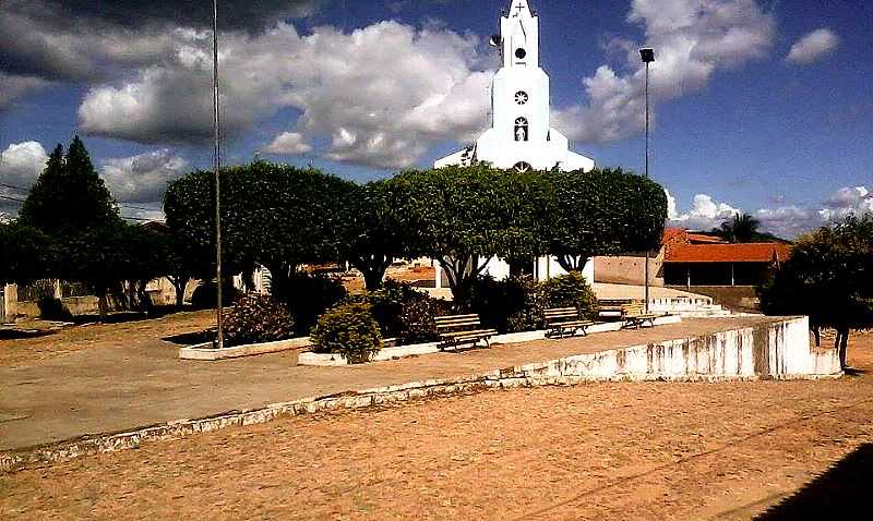 NOVA BETNIA-CE-PRAA E IGREJA DE N.SRA.DAS GRAAS-FOTO:080637 - NOVA BETNIA - CE