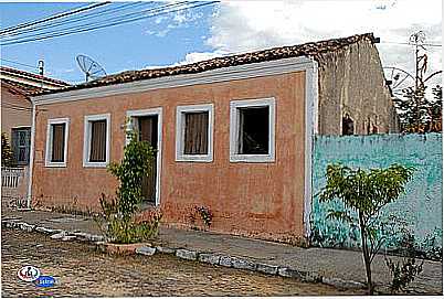 PRIMEIRA CASA DE NOVA RUSSAS  POR HERUBELTHON MARTINS - NOVA RUSSAS - CE