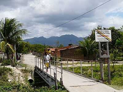 INDIOS PITAGUARY-FOTO:KREWINKEL-TERTO DE A  - OLHO-D'GUA - CE