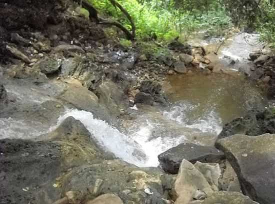 OLHO DGUA DA BICA-CE-CACHOEIRA 5-FOTO:EUAMOABICA.BLOGSPOT. - OLHO-D'GUA DA BICA - CE