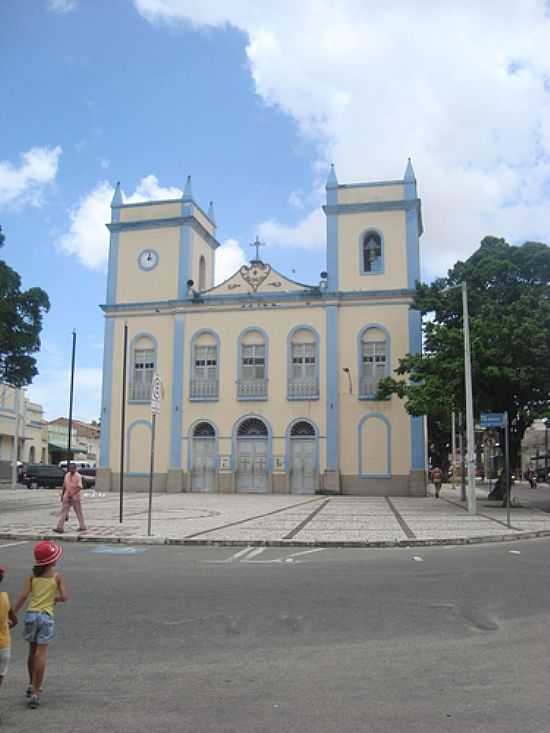 IGREJA DE PARANGABA-FOTO:ZEMAKILA - PARANGABA - CE