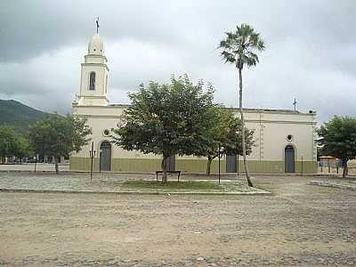 IGREJA EM PARAPU -  POR MANOEL EDVANDO ROCHA - PARAPU - CE