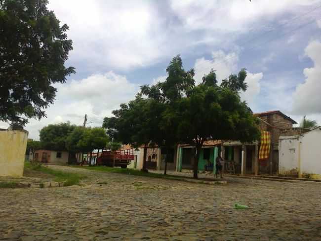 POR CLEANDO TOM - PARAPU - CE