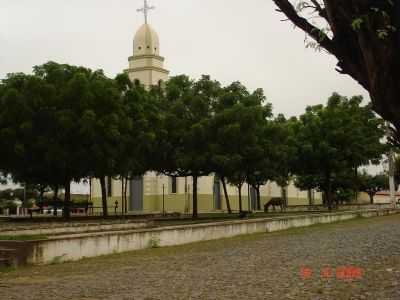 IGREJA EM PARAPU, POR EDVANDO ROCHA - PARAPU - CE
