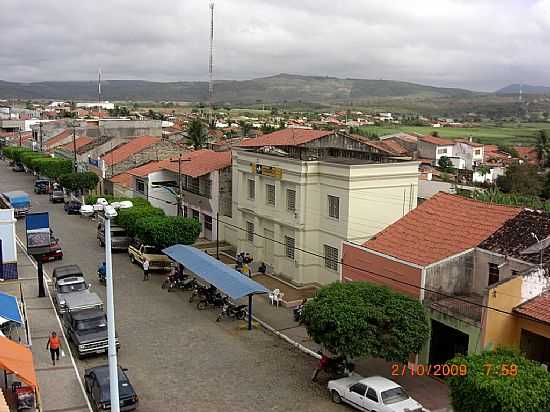 PEDRA BRANCA-CE-RUA CENTRAL-FOTO:MACLIO GOMES - PEDRA BRANCA - CE