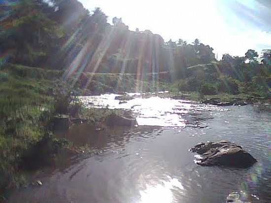 RAIOS DE SOL NO RIO PARABA EM SANTA EFIGNIA-FOTO:JORIVALDO - SANTA EFIGNIA - AL