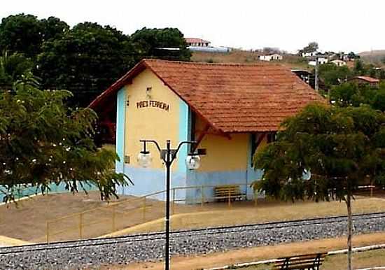 ESTAO FERROVIRIA DE PIRES FERREIRA-CE-FOTO:KARIELEVERAS - PIRES FERREIRA - CE