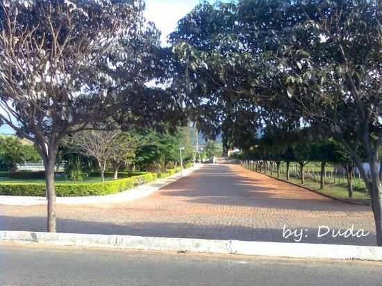 PORTEIRAS, POR EDUARDA ARAJO - PORTEIRAS - CE