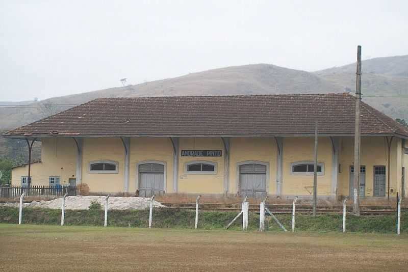 ANDRADE PINTO-RJ-ESTAO FERROVIRIA-FOTO:EUGENIO C. NICOLAU - QUITERIANPOLIS - CE