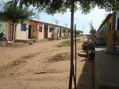 CASAS DA COHAB-FOTO:MARQUIX  - QUIXEL - CE