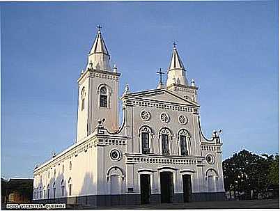 IGREJA MATRIZ DE S.ANTONIO DE PDUA
FOTO VICENTE A. QUEIROZ - QUIXERAMOBIM - CE