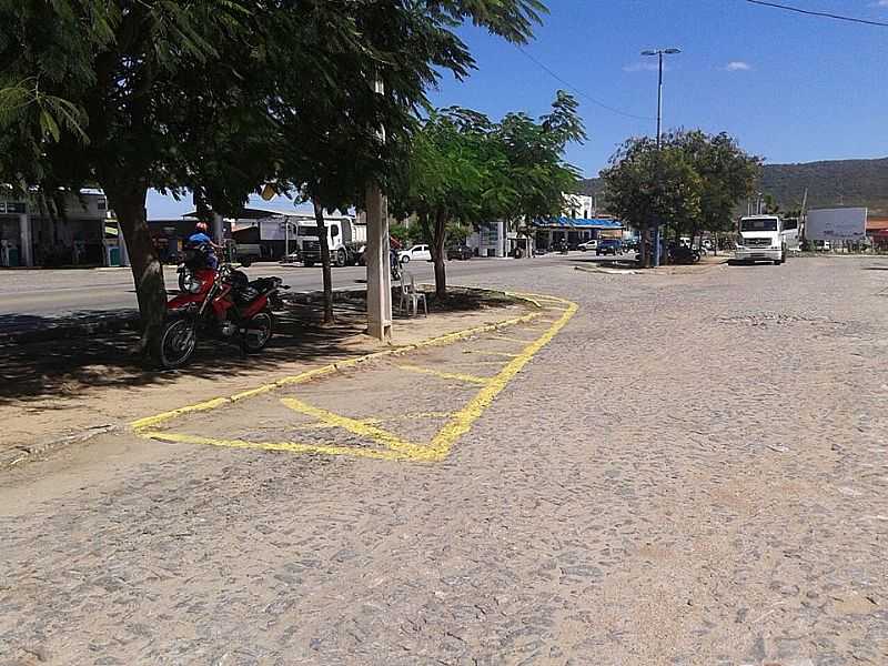 QUIXERAMOBIM-CE-CENTRO DA CIDADE-FOTO:FACEBBOOK - QUIXERAMOBIM - CE