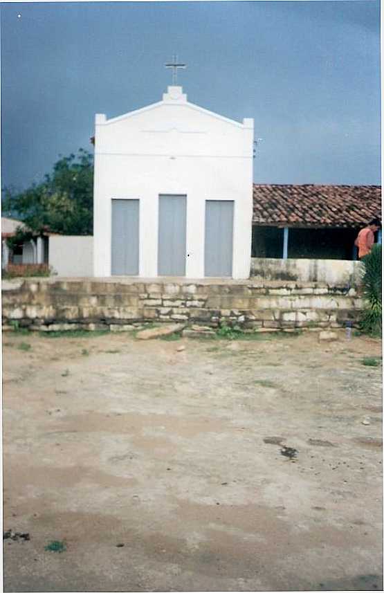 CAPELA DE SANTA TEREZINHA, POR LUCILENE BRITO - QUIXER - CE