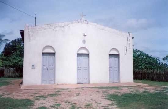 CAPELA DO CERCADO DO MEIO, POR LUCILENE BRITO - QUIXER - CE