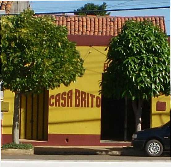 BIBLIOTECA CASA BRITO, POR MARIA LUCILENE BRITO - QUIXER - CE